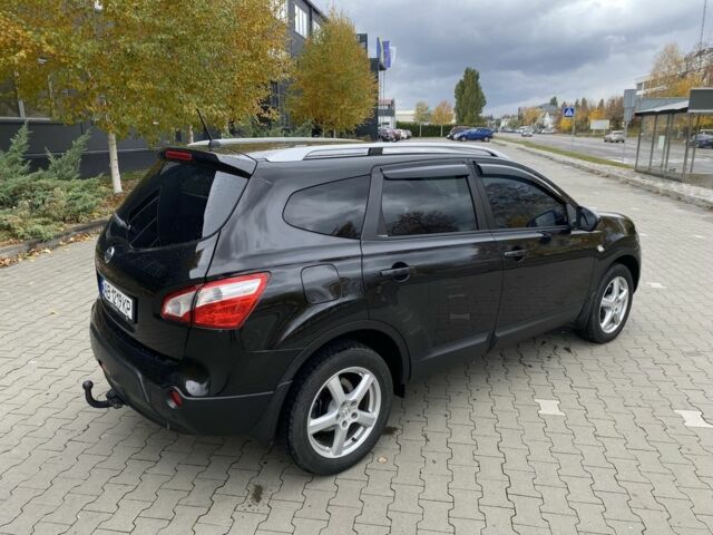 Чорний Ніссан Кашкай, об'ємом двигуна 1.6 л та пробігом 238 тис. км за 9750 $, фото 5 на Automoto.ua