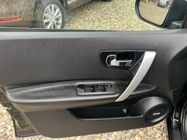 Черный Ниссан Кашкай, объемом двигателя 2 л и пробегом 204 тыс. км за 10999 $, фото 6 на Automoto.ua