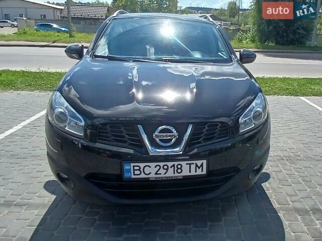 Черный Ниссан Кашкай, объемом двигателя 1.5 л и пробегом 188 тыс. км за 10650 $, фото 3 на Automoto.ua