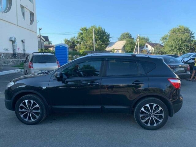 Черный Ниссан Кашкай, объемом двигателя 2 л и пробегом 185 тыс. км за 11000 $, фото 2 на Automoto.ua