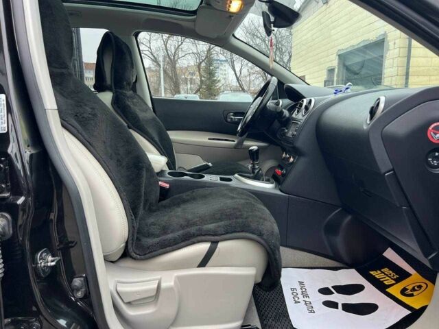 Черный Ниссан Кашкай, объемом двигателя 1.6 л и пробегом 248 тыс. км за 12000 $, фото 21 на Automoto.ua