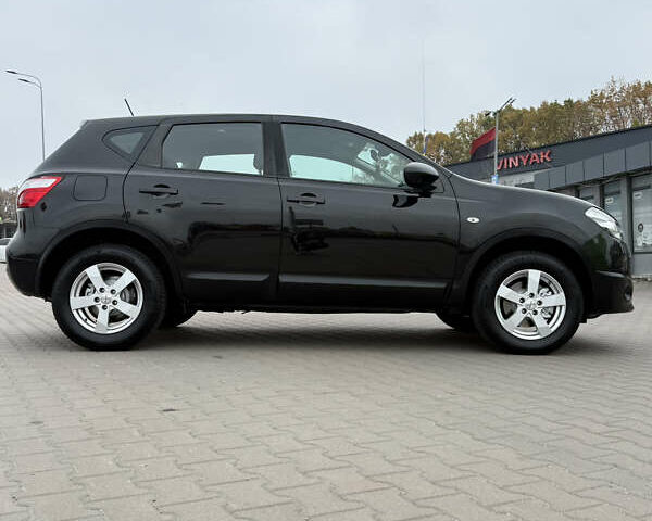 Чорний Ніссан Кашкай, об'ємом двигуна 1.6 л та пробігом 178 тис. км за 12200 $, фото 3 на Automoto.ua