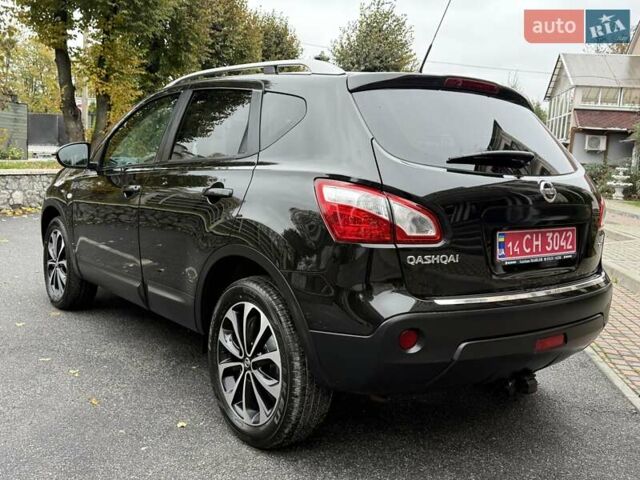 Черный Ниссан Кашкай, объемом двигателя 2 л и пробегом 171 тыс. км за 13300 $, фото 17 на Automoto.ua