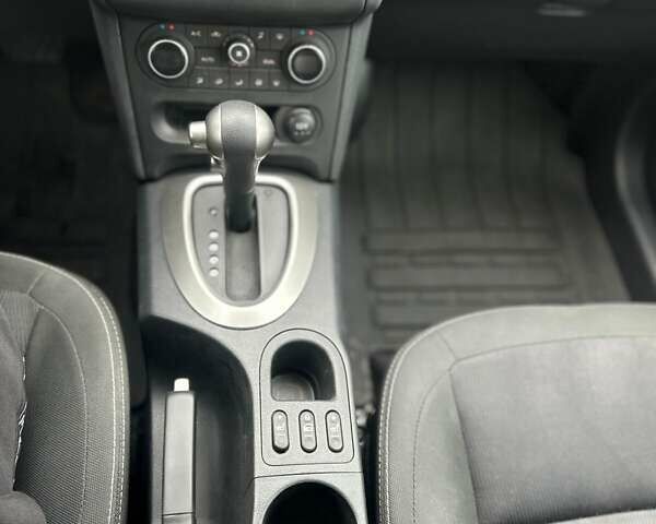 Черный Ниссан Кашкай, объемом двигателя 1.6 л и пробегом 114 тыс. км за 11999 $, фото 10 на Automoto.ua