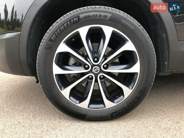 Черный Ниссан Кашкай, объемом двигателя 2 л и пробегом 184 тыс. км за 13600 $, фото 133 на Automoto.ua