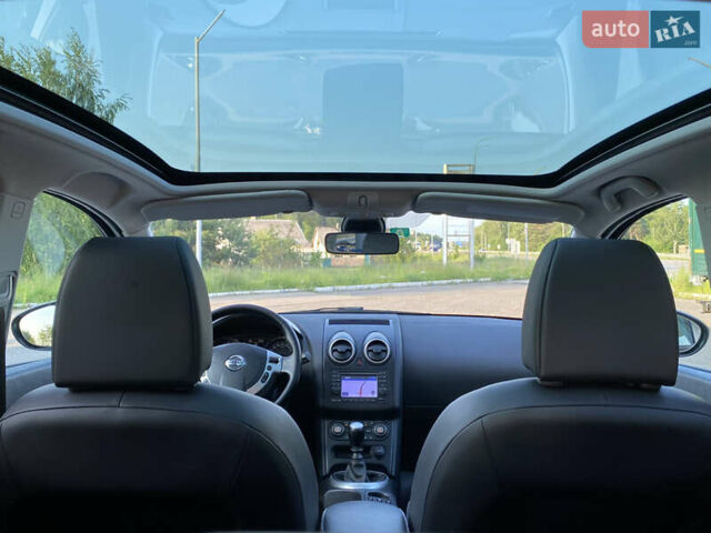 Черный Ниссан Кашкай, объемом двигателя 1.6 л и пробегом 231 тыс. км за 11700 $, фото 32 на Automoto.ua