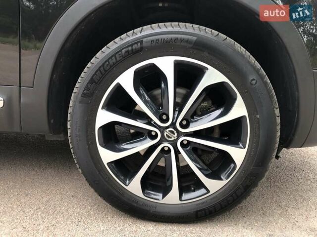 Черный Ниссан Кашкай, объемом двигателя 2 л и пробегом 184 тыс. км за 13600 $, фото 130 на Automoto.ua