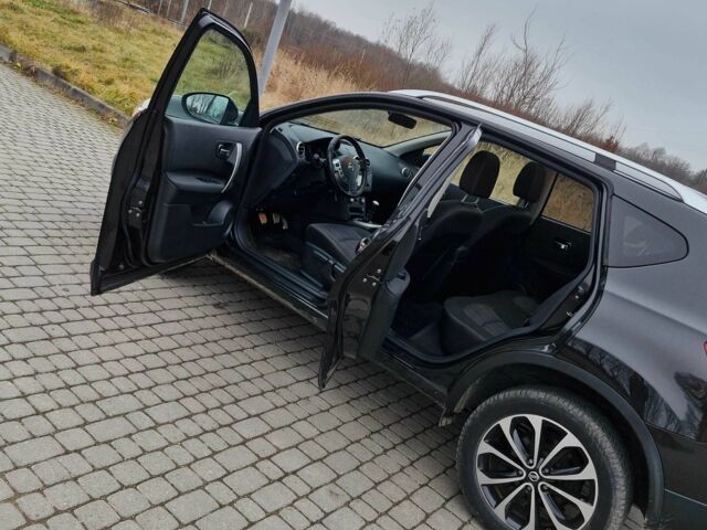 Черный Ниссан Кашкай, объемом двигателя 1.6 л и пробегом 236 тыс. км за 10700 $, фото 12 на Automoto.ua