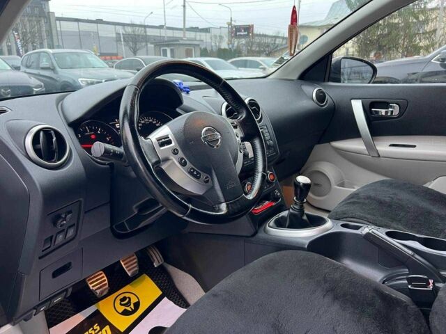 Черный Ниссан Кашкай, объемом двигателя 1.6 л и пробегом 248 тыс. км за 12000 $, фото 10 на Automoto.ua