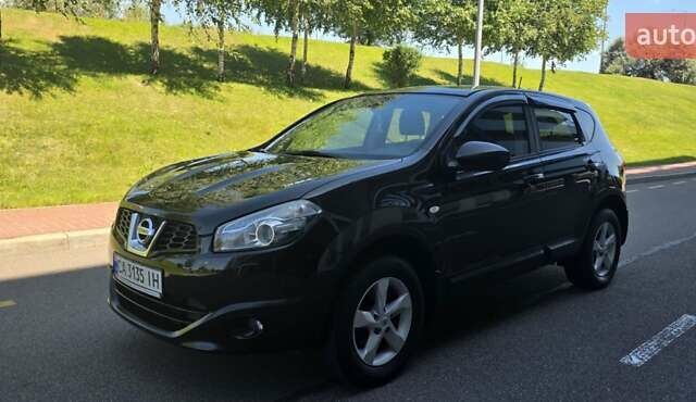Черный Ниссан Кашкай, объемом двигателя 2 л и пробегом 210 тыс. км за 11500 $, фото 8 на Automoto.ua