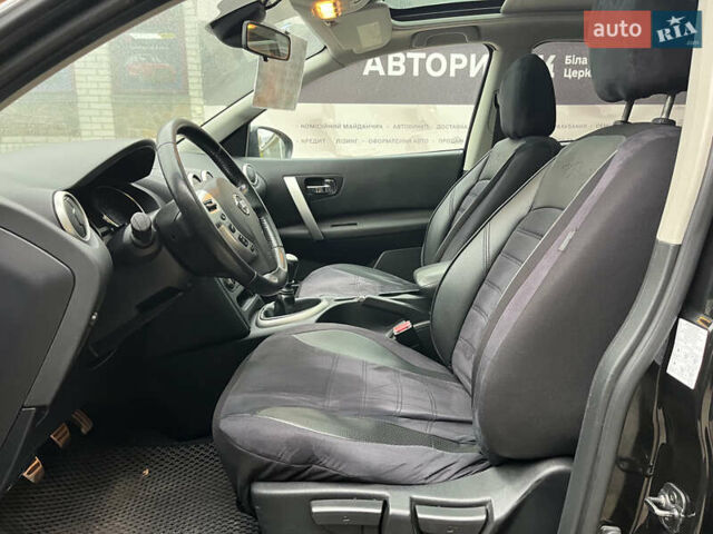 Черный Ниссан Кашкай, объемом двигателя 1.6 л и пробегом 230 тыс. км за 11000 $, фото 12 на Automoto.ua