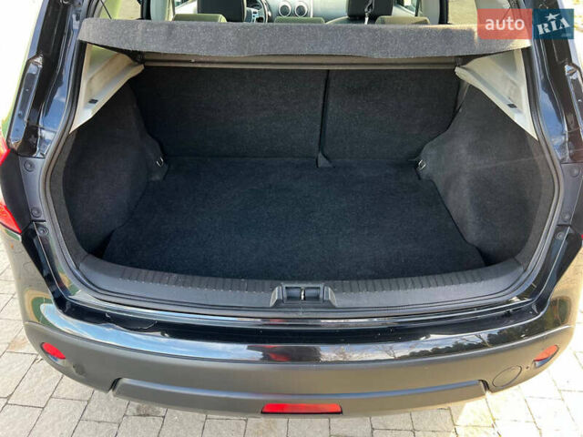 Чорний Ніссан Кашкай, об'ємом двигуна 2 л та пробігом 240 тис. км за 12900 $, фото 77 на Automoto.ua