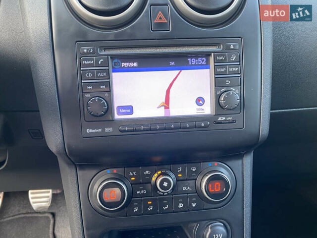 Черный Ниссан Кашкай, объемом двигателя 1.6 л и пробегом 231 тыс. км за 11700 $, фото 24 на Automoto.ua