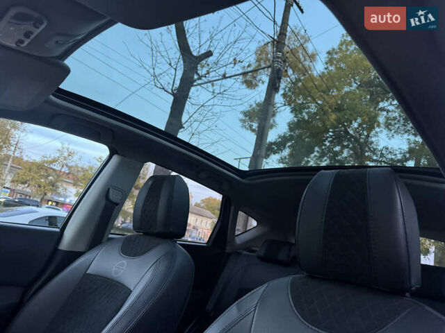 Черный Ниссан Кашкай, объемом двигателя 2 л и пробегом 229 тыс. км за 12999 $, фото 21 на Automoto.ua