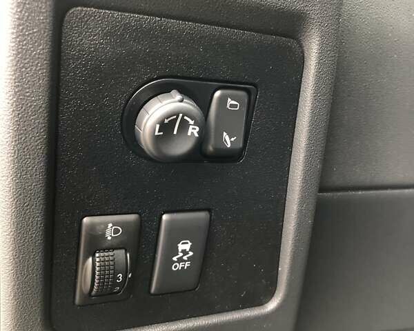 Черный Ниссан Кашкай, объемом двигателя 2 л и пробегом 184 тыс. км за 13600 $, фото 52 на Automoto.ua