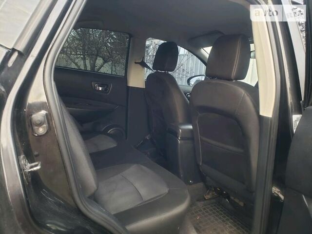 Чорний Ніссан Кашкай, об'ємом двигуна 2 л та пробігом 175 тис. км за 11000 $, фото 4 на Automoto.ua