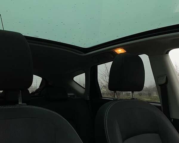 Черный Ниссан Кашкай, объемом двигателя 1.6 л и пробегом 252 тыс. км за 11700 $, фото 3 на Automoto.ua