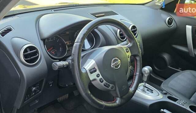 Черный Ниссан Кашкай, объемом двигателя 2 л и пробегом 210 тыс. км за 11500 $, фото 14 на Automoto.ua