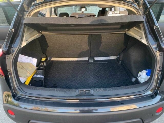 Черный Ниссан Кашкай, объемом двигателя 2 л и пробегом 185 тыс. км за 11000 $, фото 7 на Automoto.ua