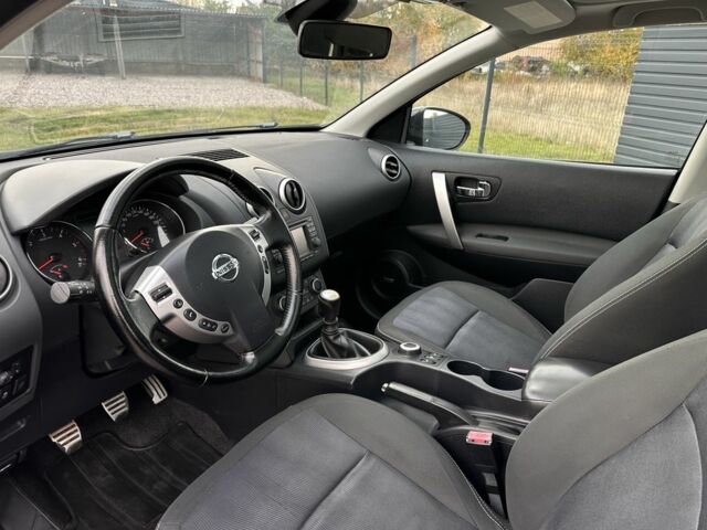 Черный Ниссан Кашкай, объемом двигателя 1.6 л и пробегом 191 тыс. км за 11550 $, фото 6 на Automoto.ua