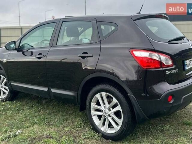 Черный Ниссан Кашкай, объемом двигателя 1.6 л и пробегом 114 тыс. км за 11999 $, фото 3 на Automoto.ua