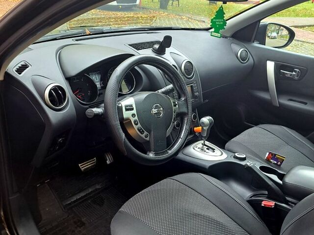 Чорний Ніссан Кашкай, об'ємом двигуна 2 л та пробігом 228 тис. км за 13000 $, фото 1 на Automoto.ua