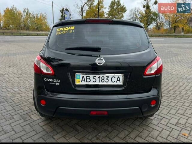 Черный Ниссан Кашкай, объемом двигателя 1.6 л и пробегом 196 тыс. км за 10500 $, фото 4 на Automoto.ua