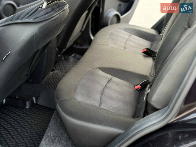 Ниссан Кашкай 2012 в Днепре (Днепропетровске) на Automoto.ua Черный Ниссан Кашкай, объемом двигателя 1.6 л и пробегом 211 тыс. км за 11500 $, фото 7 на Automoto.ua