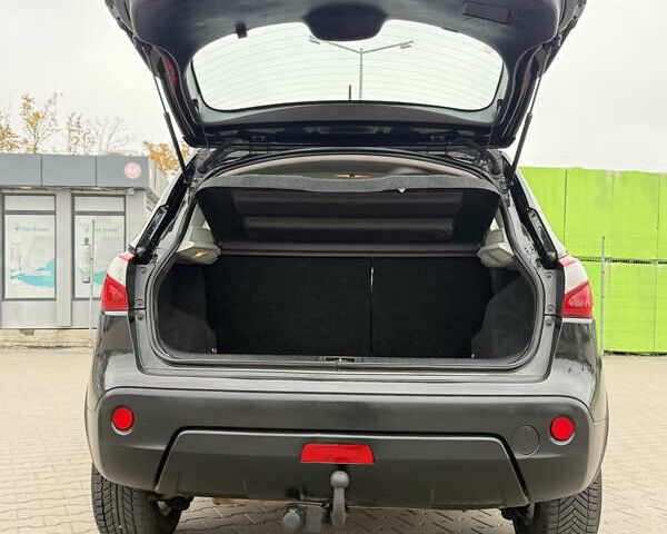 Чорний Ніссан Кашкай, об'ємом двигуна 1.6 л та пробігом 178 тис. км за 12200 $, фото 9 на Automoto.ua