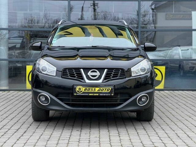 Черный Ниссан Кашкай, объемом двигателя 1.6 л и пробегом 248 тыс. км за 12000 $, фото 1 на Automoto.ua