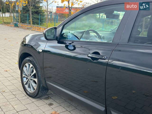 Чорний Ніссан Кашкай, об'ємом двигуна 2 л та пробігом 240 тис. км за 12900 $, фото 37 на Automoto.ua