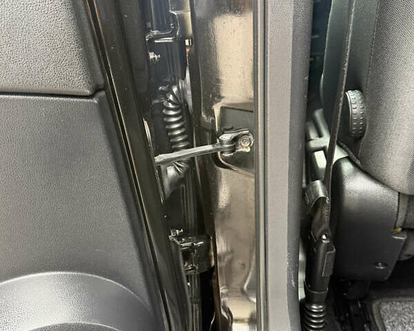 Чорний Ніссан Кашкай, об'ємом двигуна 1.6 л та пробігом 178 тис. км за 12200 $, фото 51 на Automoto.ua