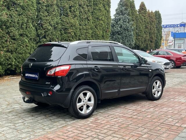 Черный Ниссан Кашкай, объемом двигателя 1.6 л и пробегом 230 тыс. км за 11000 $, фото 3 на Automoto.ua