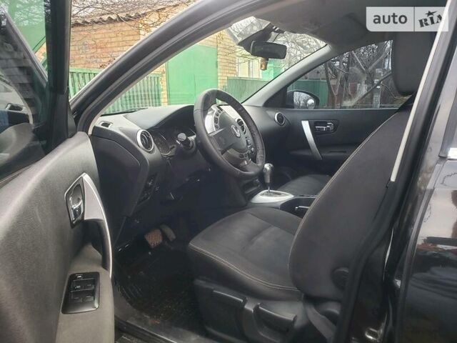 Чорний Ніссан Кашкай, об'ємом двигуна 2 л та пробігом 175 тис. км за 11000 $, фото 3 на Automoto.ua