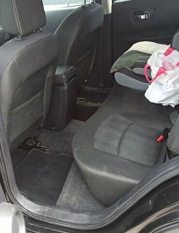 Чорний Ніссан Кашкай, об'ємом двигуна 1.5 л та пробігом 208 тис. км за 10500 $, фото 3 на Automoto.ua