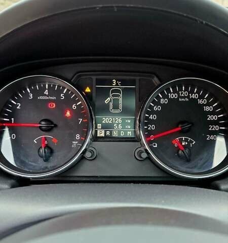 Черный Ниссан Кашкай, объемом двигателя 2 л и пробегом 202 тыс. км за 12500 $, фото 13 на Automoto.ua