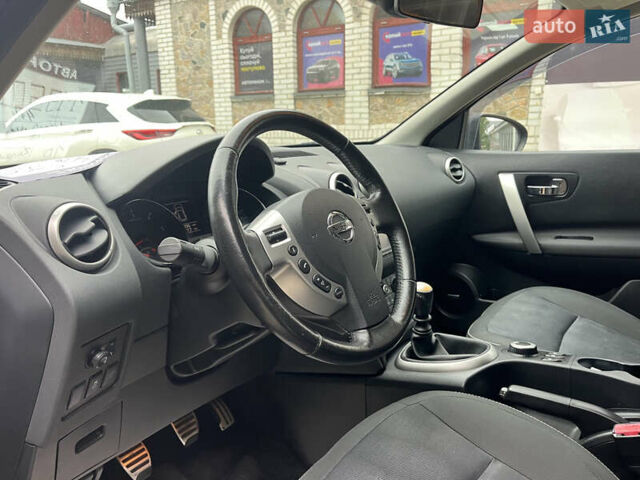 Черный Ниссан Кашкай, объемом двигателя 1.6 л и пробегом 219 тыс. км за 11350 $, фото 12 на Automoto.ua