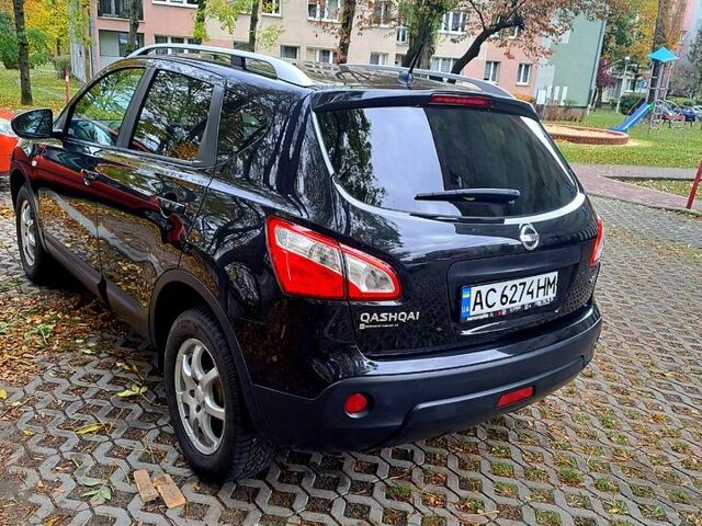 Чорний Ніссан Кашкай, об'ємом двигуна 2 л та пробігом 228 тис. км за 13000 $, фото 2 на Automoto.ua