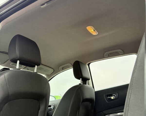 Чорний Ніссан Кашкай, об'ємом двигуна 1.6 л та пробігом 178 тис. км за 12200 $, фото 52 на Automoto.ua