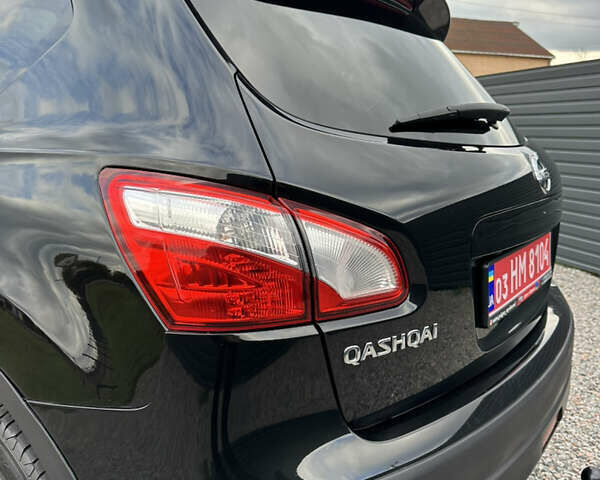 Черный Ниссан Кашкай, объемом двигателя 1.6 л и пробегом 189 тыс. км за 11550 $, фото 23 на Automoto.ua