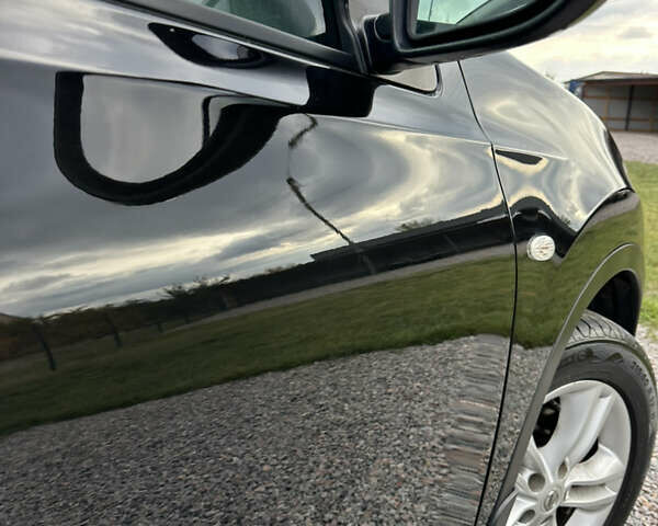 Черный Ниссан Кашкай, объемом двигателя 1.6 л и пробегом 189 тыс. км за 11550 $, фото 29 на Automoto.ua