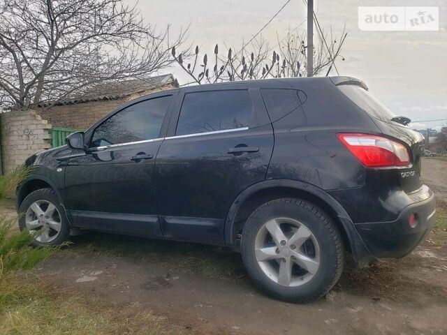 Чорний Ніссан Кашкай, об'ємом двигуна 2 л та пробігом 175 тис. км за 11000 $, фото 5 на Automoto.ua