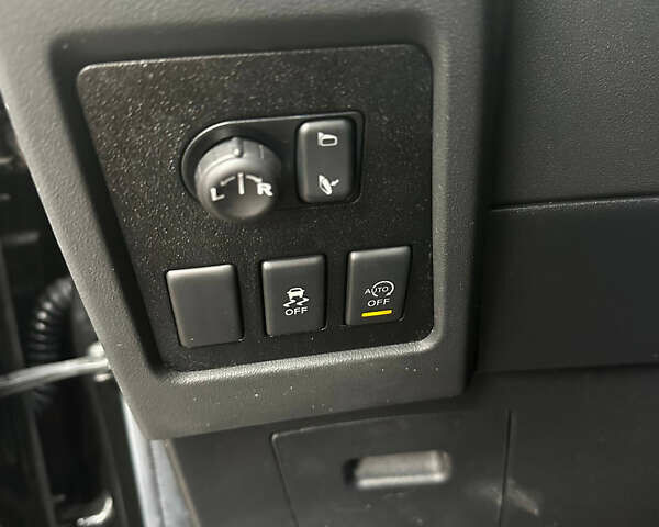 Чорний Ніссан Кашкай, об'ємом двигуна 1.6 л та пробігом 211 тис. км за 11950 $, фото 14 на Automoto.ua