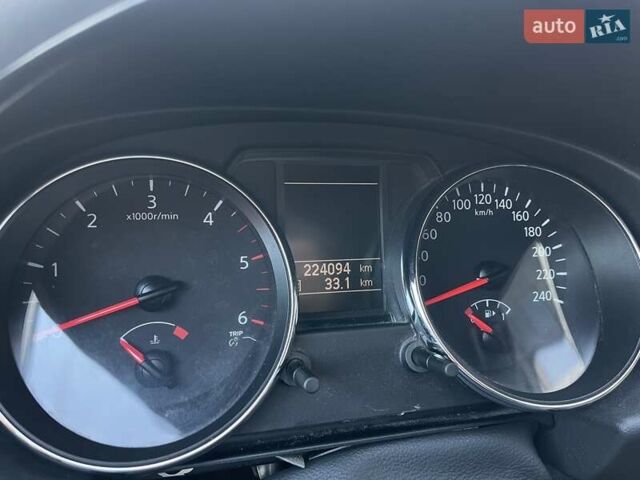 Чорний Ніссан Кашкай, об'ємом двигуна 1.6 л та пробігом 224 тис. км за 12400 $, фото 13 на Automoto.ua
