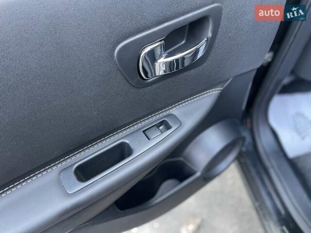 Чорний Ніссан Кашкай, об'ємом двигуна 1.6 л та пробігом 224 тис. км за 12400 $, фото 23 на Automoto.ua