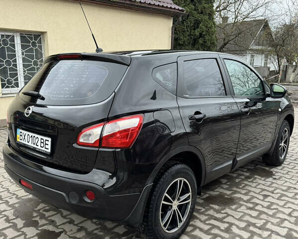 Черный Ниссан Кашкай, объемом двигателя 1.6 л и пробегом 107 тыс. км за 11700 $, фото 6 на Automoto.ua