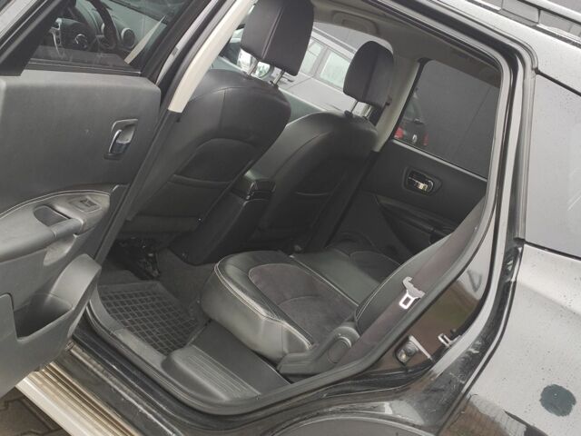 Чорний Ніссан Кашкай, об'ємом двигуна 1.6 л та пробігом 235 тис. км за 10500 $, фото 7 на Automoto.ua