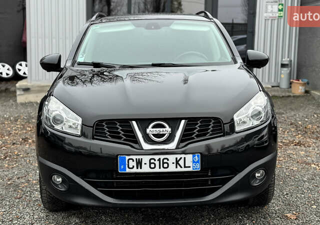 Черный Ниссан Кашкай, объемом двигателя 1.6 л и пробегом 263 тыс. км за 11700 $, фото 3 на Automoto.ua