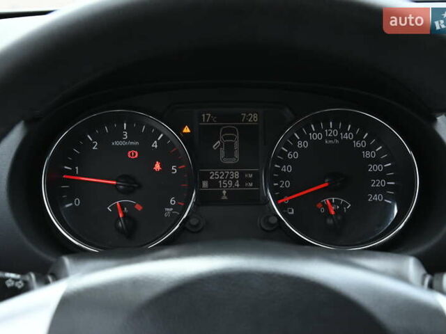 Черный Ниссан Кашкай, объемом двигателя 1.5 л и пробегом 252 тыс. км за 11300 $, фото 18 на Automoto.ua