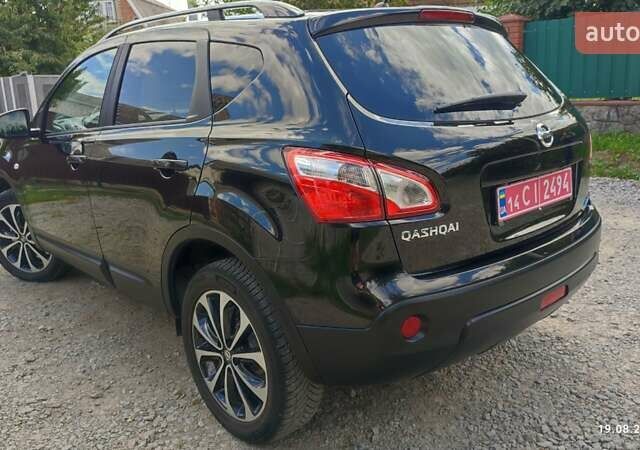 Черный Ниссан Кашкай, объемом двигателя 1.6 л и пробегом 203 тыс. км за 12700 $, фото 9 на Automoto.ua